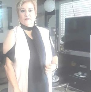 Meet your Posher, Noelia